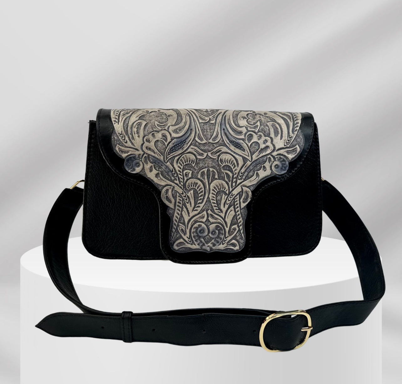 Lucia Crossbody